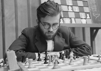 Larsen, Bent (1935-2010)