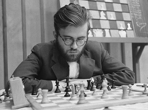 Larsen, Bent (1935-2010)