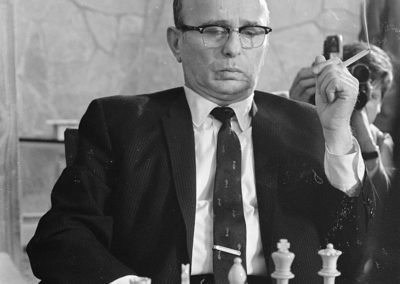 Reshevsky, Samuel (1911-1992)