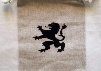 Bolsita león negro