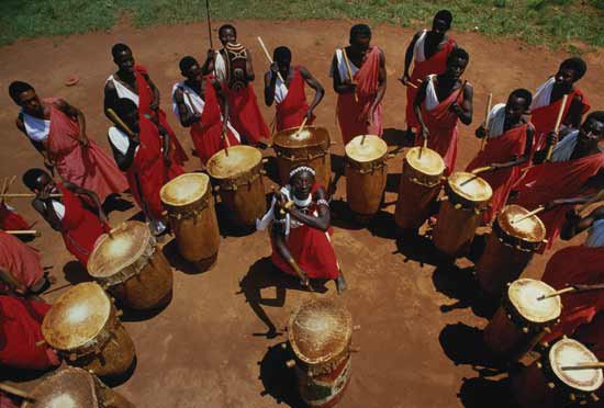 Royal Drummers of Burundi (1960)