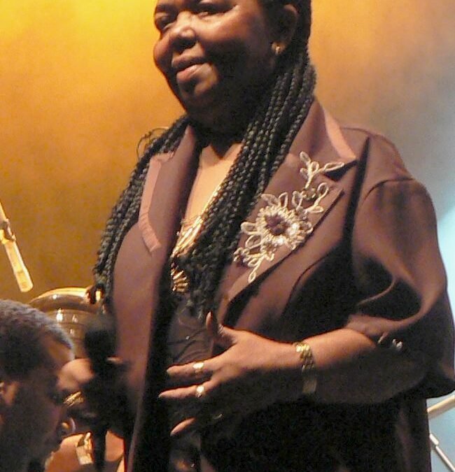 Évora, Cesárea (1941 – 2011)